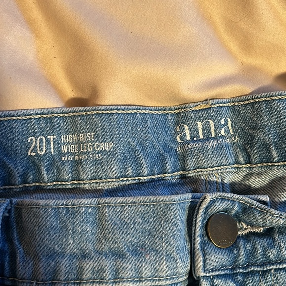 Size 20t A.n.a high rise wide leg crop jeans - Picture 3 of 3